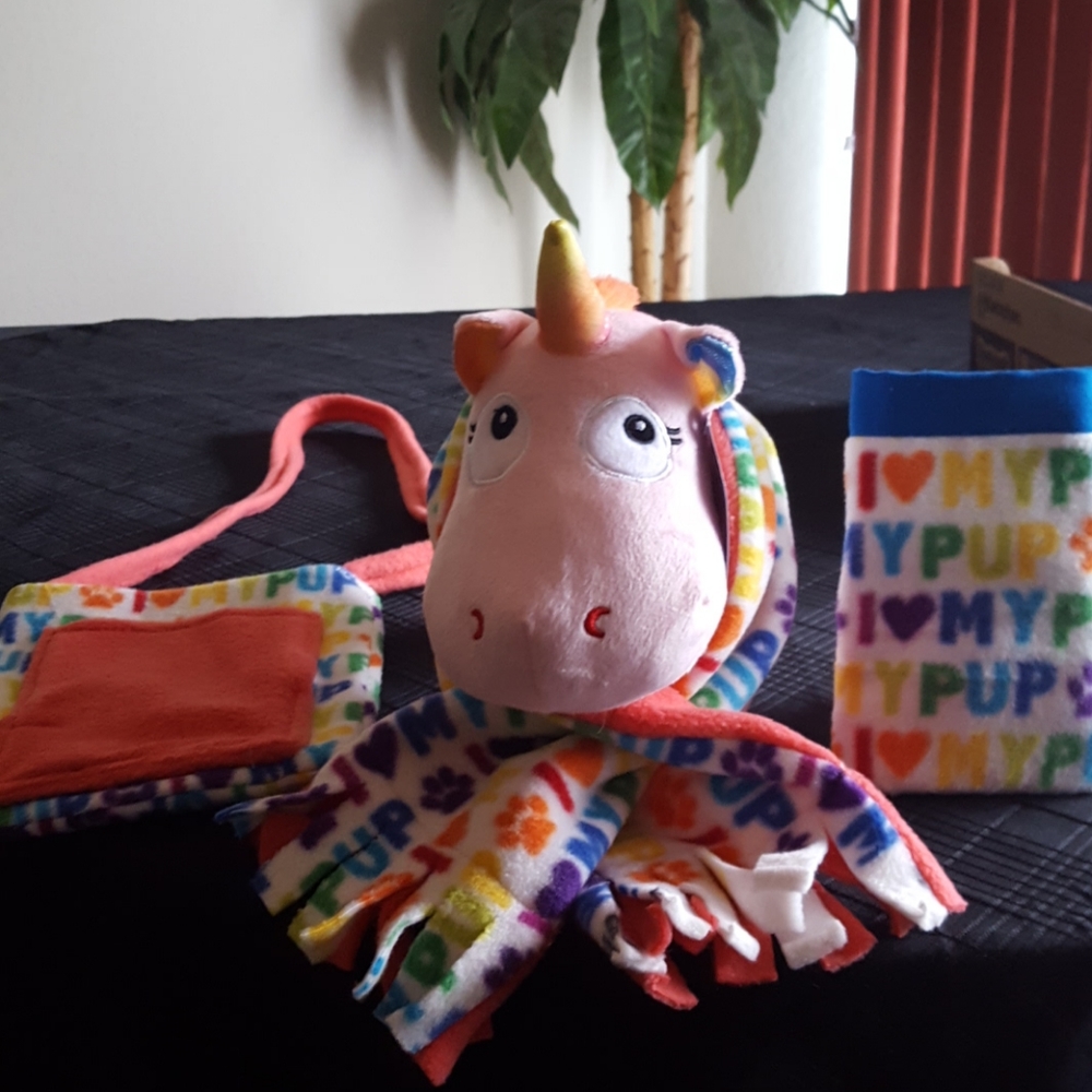 Doggie Bag, Scarf and Cell Phone Case.